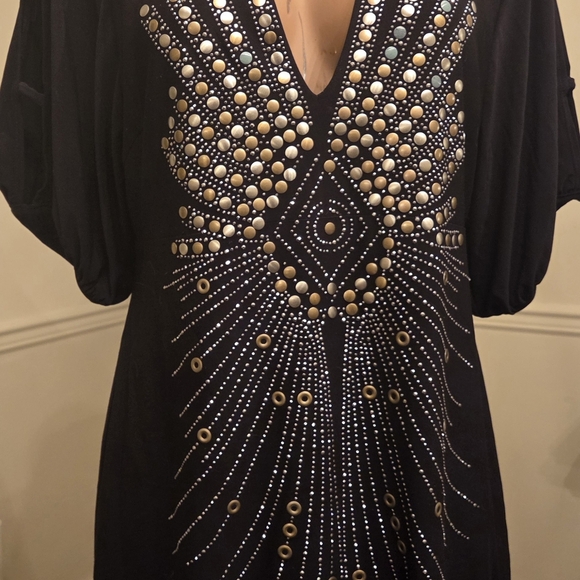 Black and Gold Embellished Cut Out Dress - Picture 7 of 9